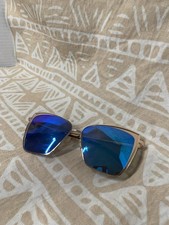 DIFF sunglasses With Gold Frames And Blue Lenses