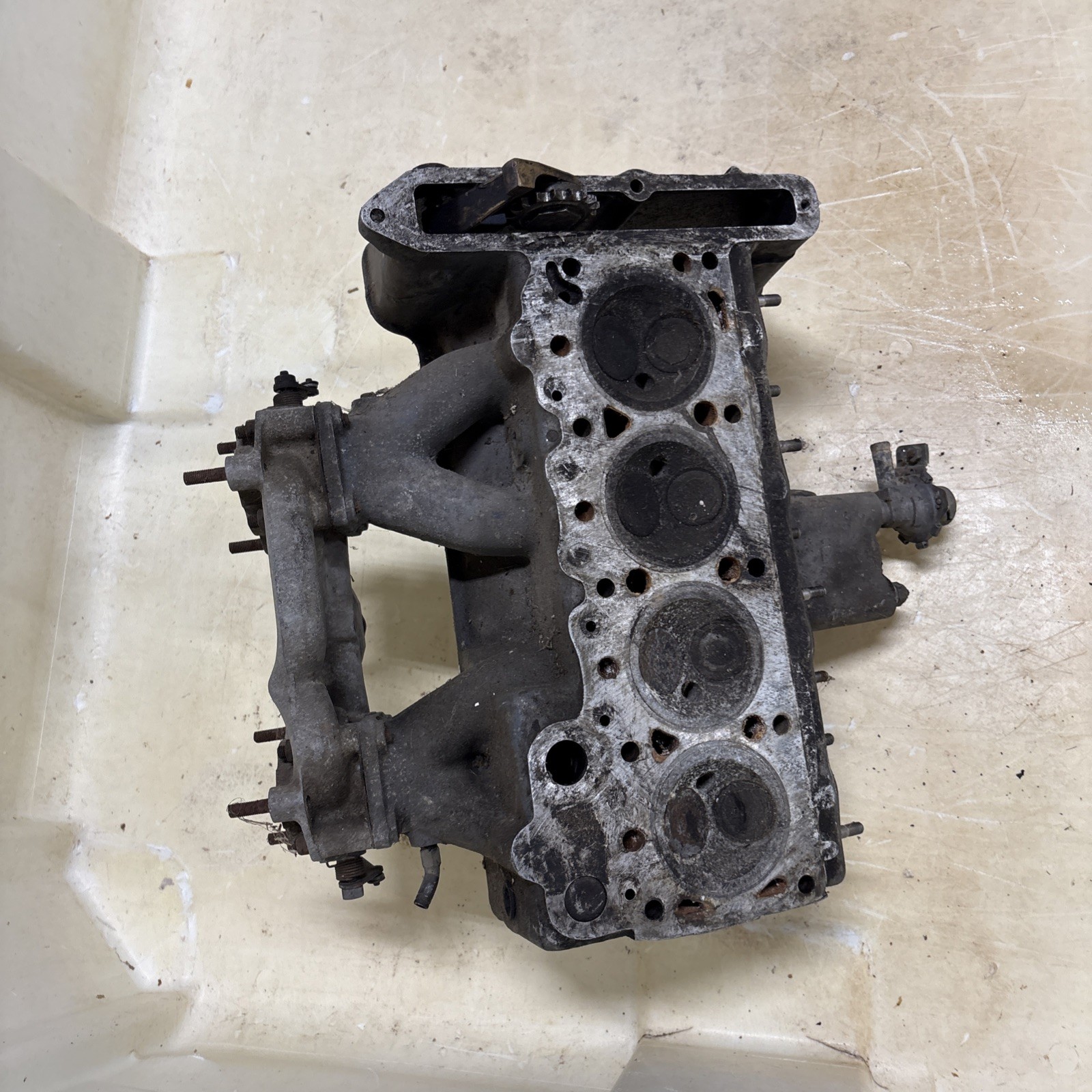 Lotus Elan Cylinder head