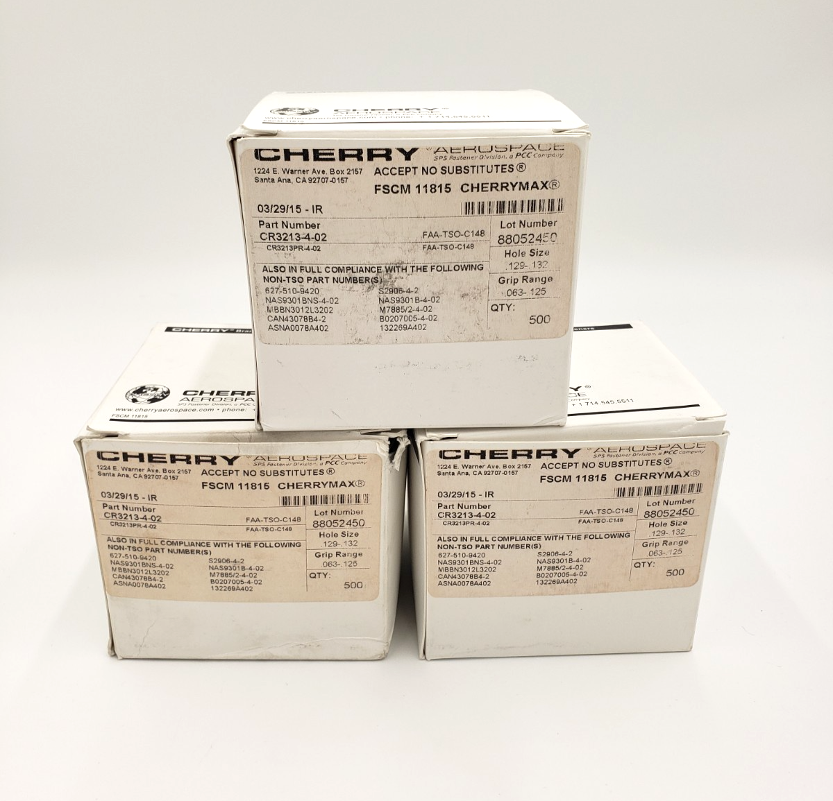 New Lot of 1,400 CherryMAX CR3213-4-02 Universal Head Blind Rivet