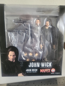 Mafex John Wick | eBay Mafex John Wick | eBay