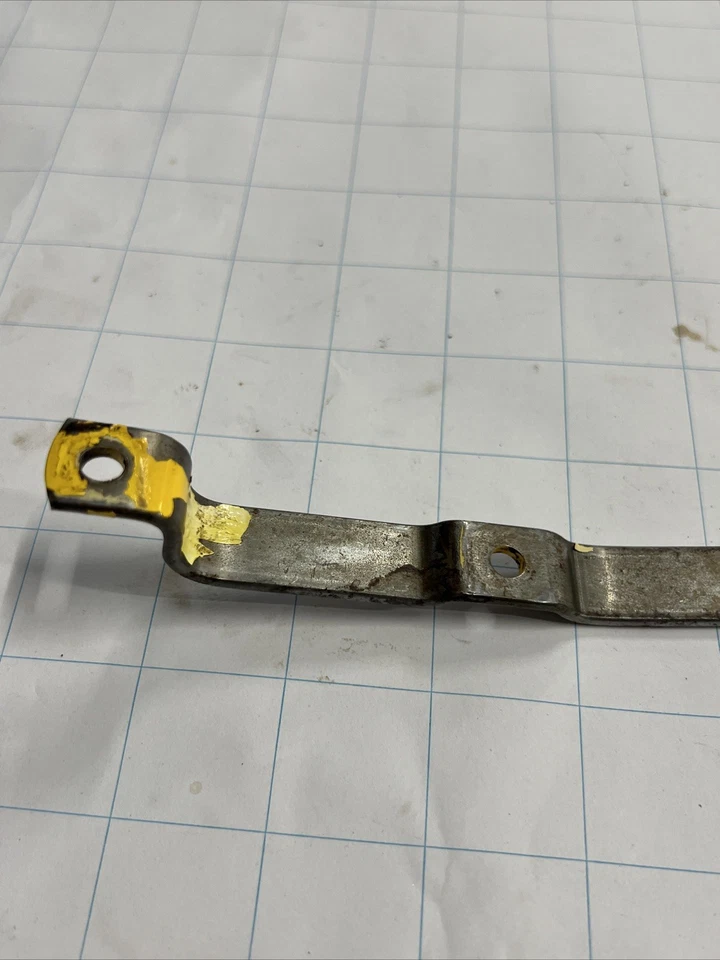 MCCULLOCH 7-10 LOWER HANDLE BRACE OEM Chainsaw - Image 2 of 4