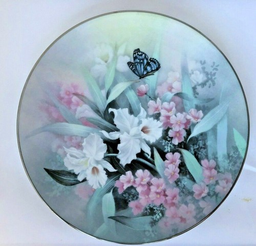 TWO Knowles Collector plates Bradex "Sapphire Wings" & Sonnet of Beauty - Picture 3 of 4