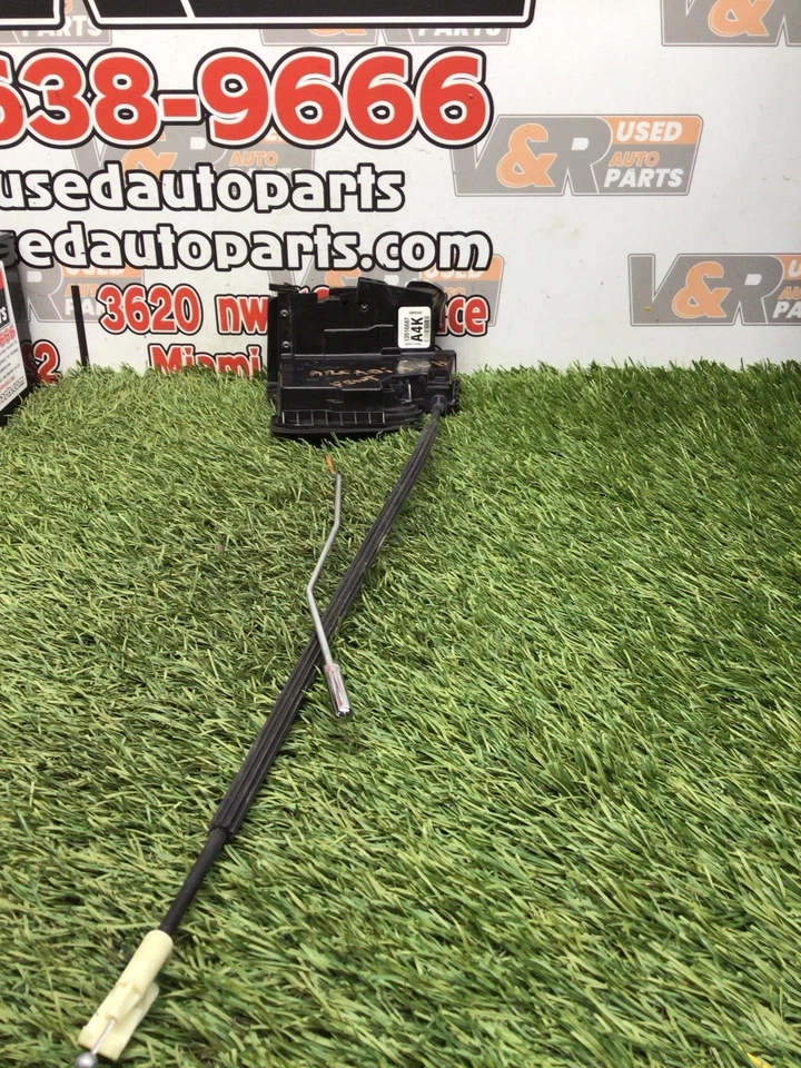 ✅ 2019 GMC ACADIA DOOR LOCK ACTUATOR MOTOR LH PN:13516687 OEM - Image 2 of 4