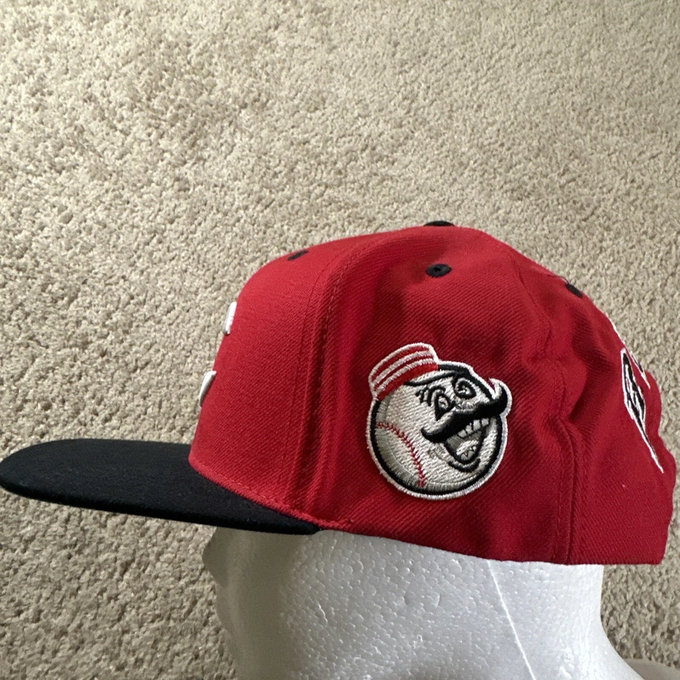 De Colección Cincinnati Reds Gorra Gorra Para Hombres Roja Snapback Blockhead American Needle Años 90 MLB Foto 3 de 4