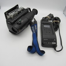 FOR PARTS OR REPAIR Sony HandyCam CCD-TR44 8mm Video8 Camcorder  Charger