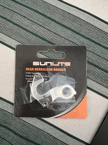 SUNLITE RD HANGER S-158