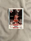 1990 Fleer MICHAEL JORDAN # 26 Real Nice Rare Iconic Vintage Card Bulls 🔥🔥🔥🔥