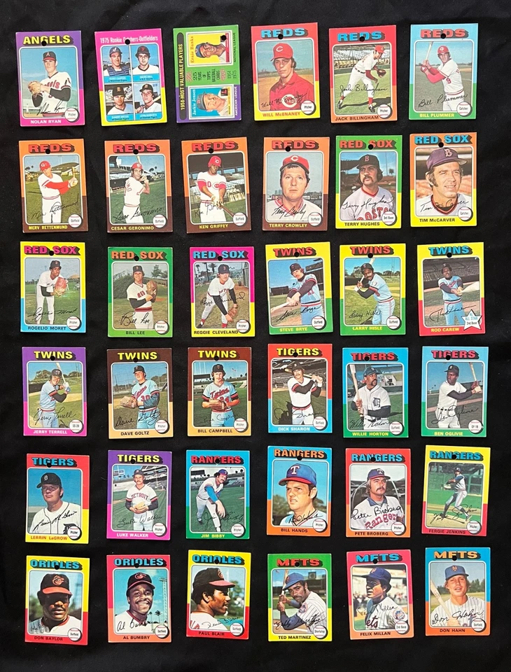 1975 Topps Baseball Vintage Lot ca. 140 - Alle GELOCHT / holed - Bild 1 von 3