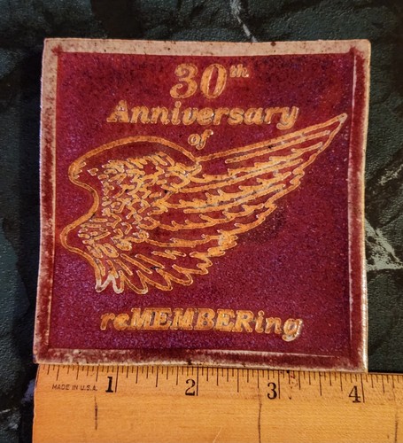 Red Wing Stoneware Collectors Society 30 Year Anniversary Pottery Tile with Card - Picture 4 of 5