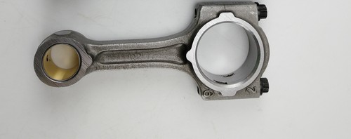 over haul kit+crankshaft+connecting rod+head bolts+oil pump For Kubota D722 - Picture 4 of 5