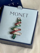 MONET Signed Rhinestones Vintage Christmas Tree Brooch Pin Jewelry in Box Rare