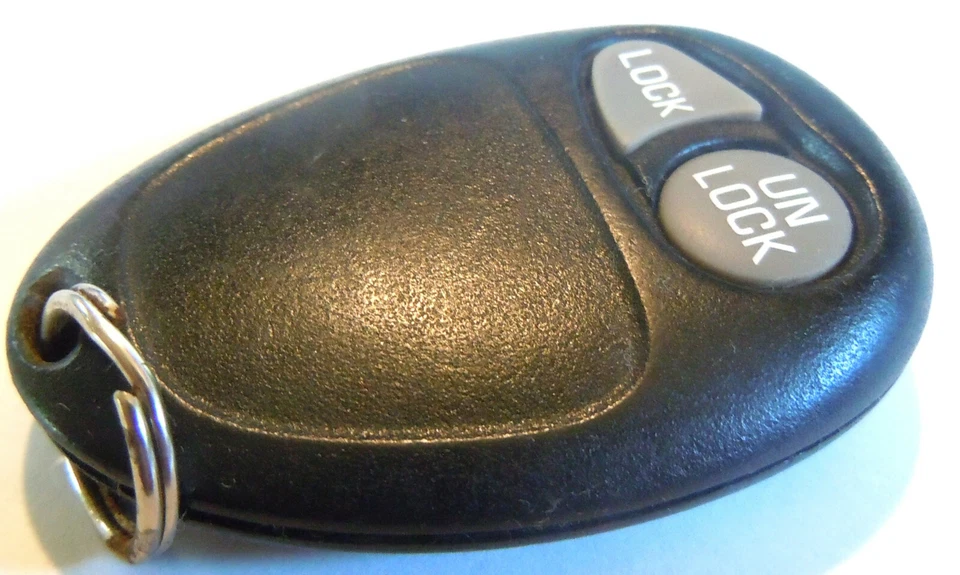 Key FOB for Chevrolet Venture keyless remote entry car control 2003 2002 2001 - Image 3 of 4