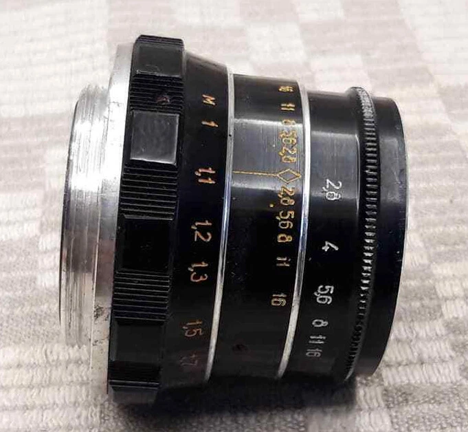 Montaje de lente ruso INDUSTAR-61 LD 55 mm f/2,8 M39 Foto 3 de 4