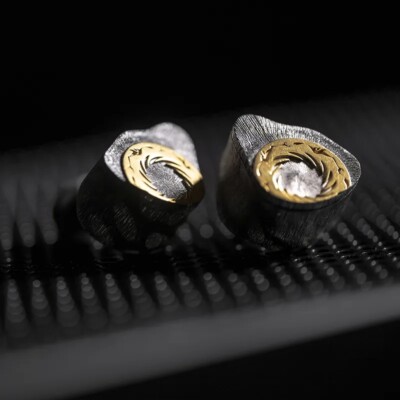 MoonDrop Solis II Hi-End 2DD 2BA 4EST Hybrid Technology In-ear