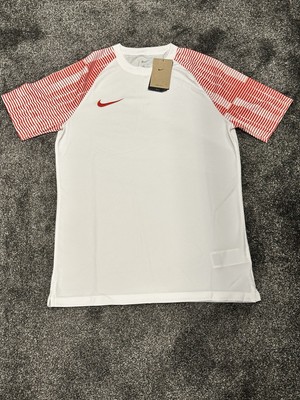 Nike Herren Dri-Fit Academy T-Shirt | Medium (Slim Fit) | Weiß / Rot