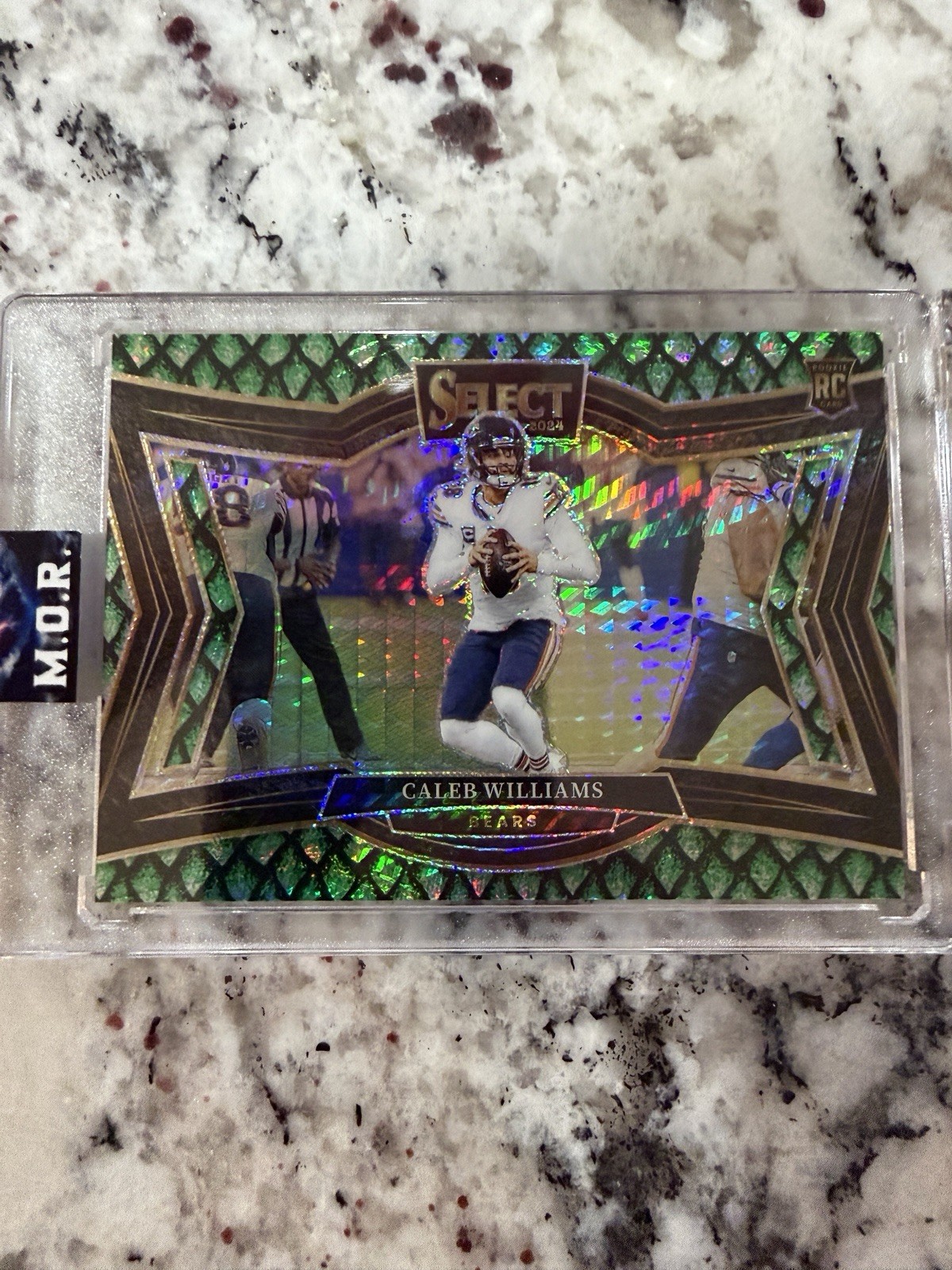 2024 Panini Select - Field Level Caleb Williams #477 Dragon Scale Prizm /70 (RC)