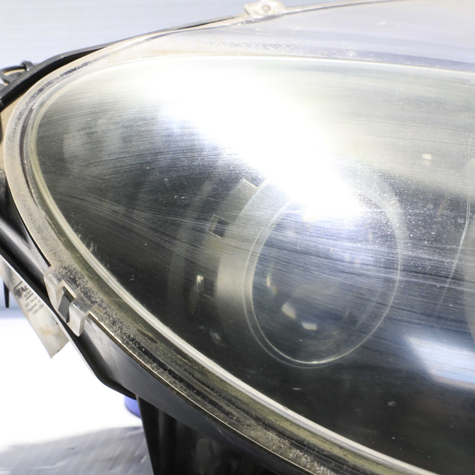 2006-2018 Aston Martin Vantage Right HID Projector Headlight OEM 6G33-13W029-EE