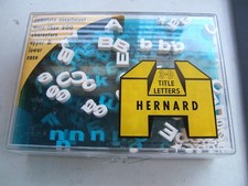 VINTAGE 1960s/70s HERNARD CINE FILM 3D PLASTIC TITLING LETTERS IN ORIGINAL CASE