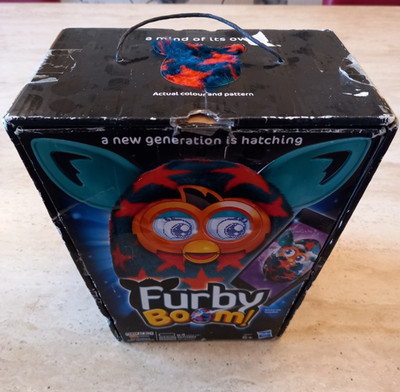 VERPACKT ** HASBRO FURBY BOOM ORANGE STERNE INTERAKTIVES ELEKTRONISCHES HAUSTIERSPIELZEUG ** SEHR GUTER ZUSTAND