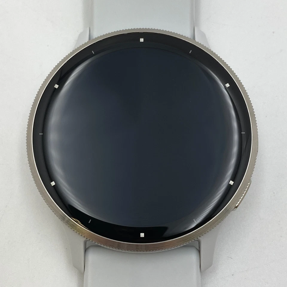 Garmin Venu 3 - 45mm - Silver - Fitness & Health GPS Smartwatch - Open Box - Image 2 of 4