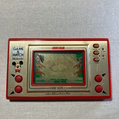 美品Nintendo Game & Watch Mickey Mouse Nintendo Game & Watch Mickey Mouse Egg Handheld Game Vintage