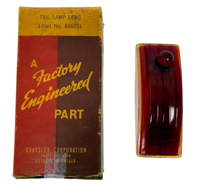 Desoto S-7 1940 luz trasera derecha pasajero luz trasera lente 856701 nuevo de Lote Antiguo Foto 2 de 4