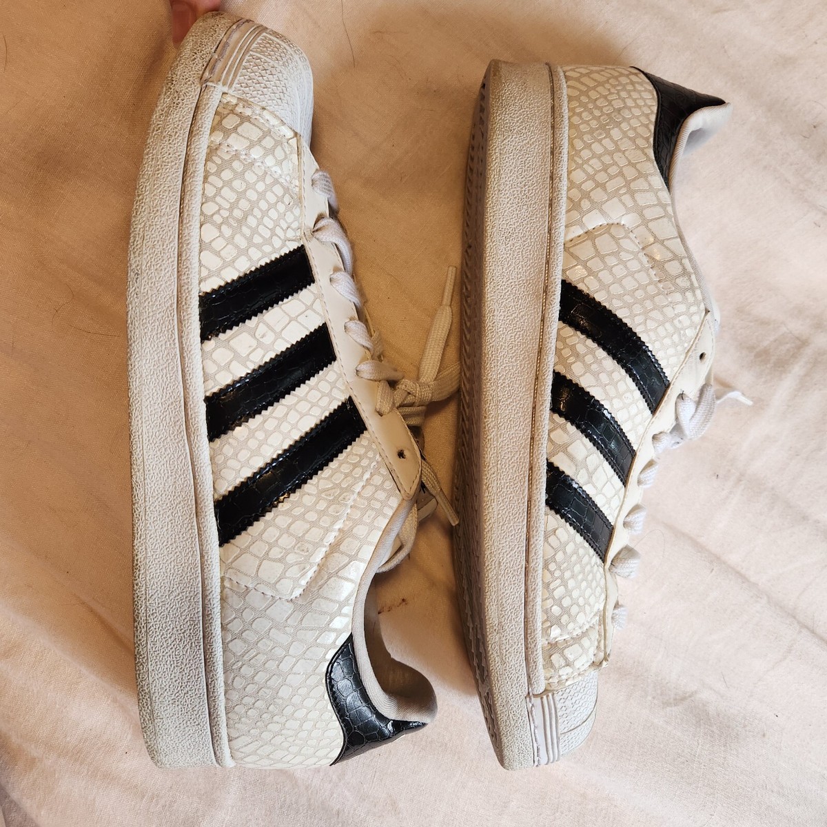 Size 8.5 - adidas Superstar 'Snakeskin White | eBay