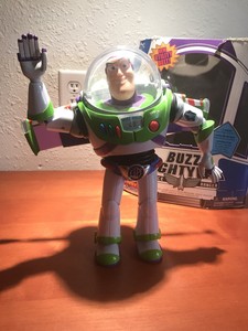 toy story signature collection buzz lightyear utility belt