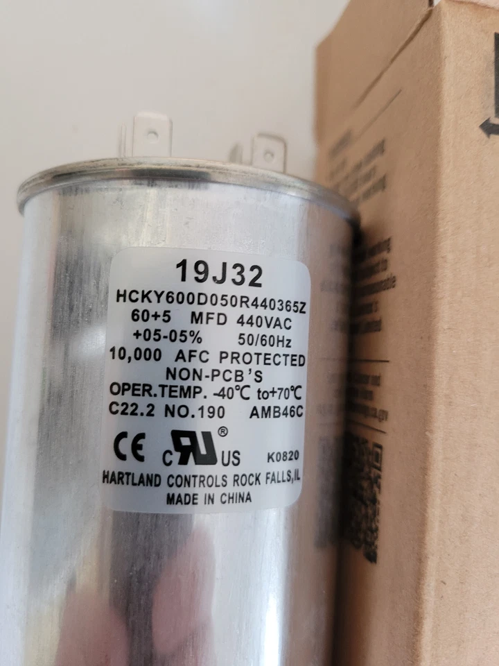 Capacitor universal First Choice 19J32 HCKY600D050R440365 redondo/executado para Lennox - Imagem 2 de 4