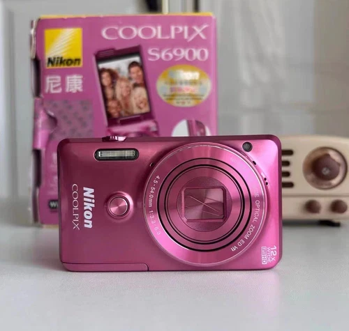 Nikon COOLPIX S6900 16.0MP 12x Optical Zoom Digital Camera Touch Screen English - Picture 11 of 18
