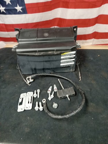 NEW TAKEOUT OEM 04-25 Ford E350/E450 Econoline Frame Rail Mounted Battery Box