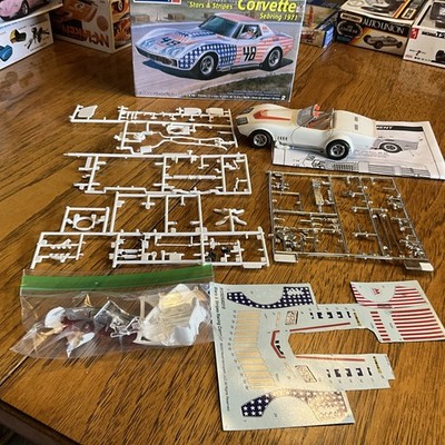 BUILT 1971 Sebring race Greenwood's Corvette Stars & Stripes 1:25 Model Kit 2003