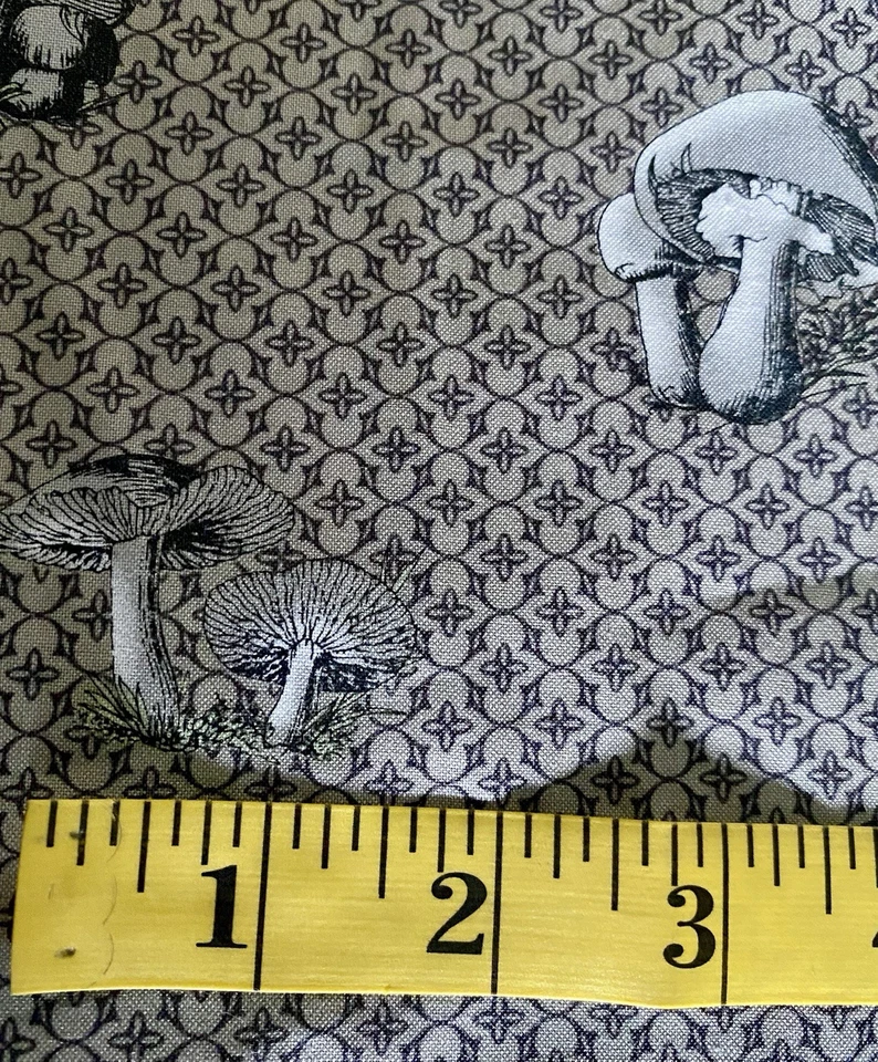 Tela de algodón de setas grises y negras por yarda Foto 3 de 3