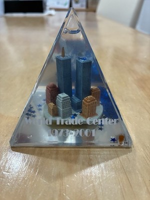 World Trade Center Glitter Pyramid with Twin Towers 1973-2001