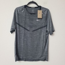 Nike Dri-Fit ADV Run Division Running Shirt DM4753-010 Size M Gray