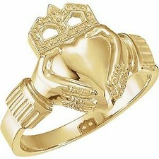 Ladies Claddagh Ring In 14K Yellow Gold