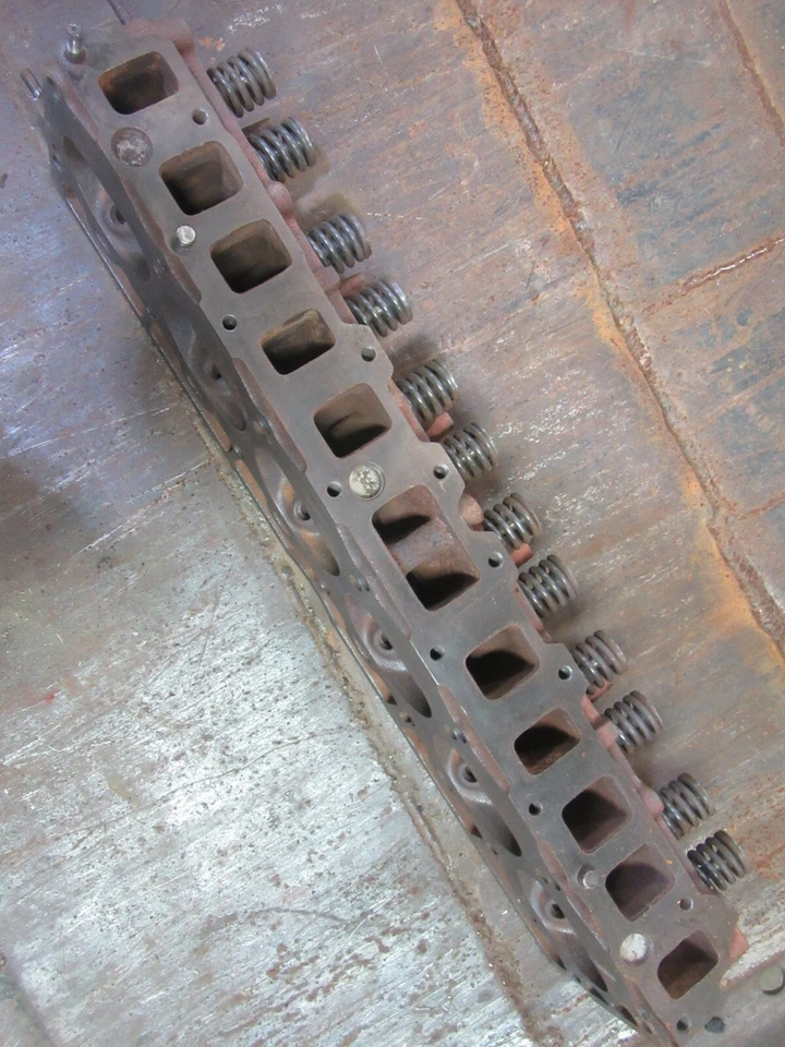 AMC Rambler six cylinder engine motor cylinder head crack checked 3170717 - Image 3 of 4