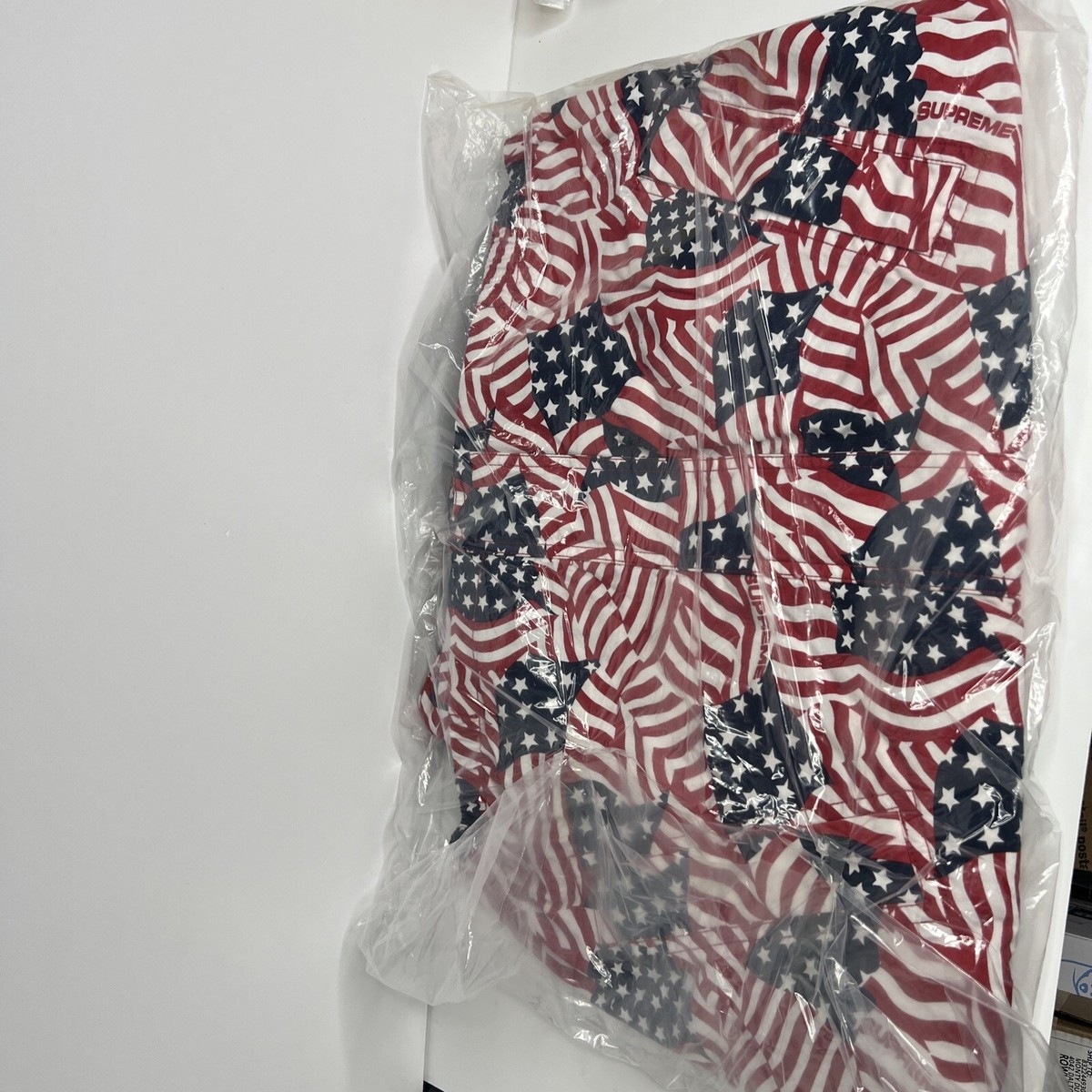 Supreme Raglan Court Jacket Flags Medium NEW S20J65 Week 7