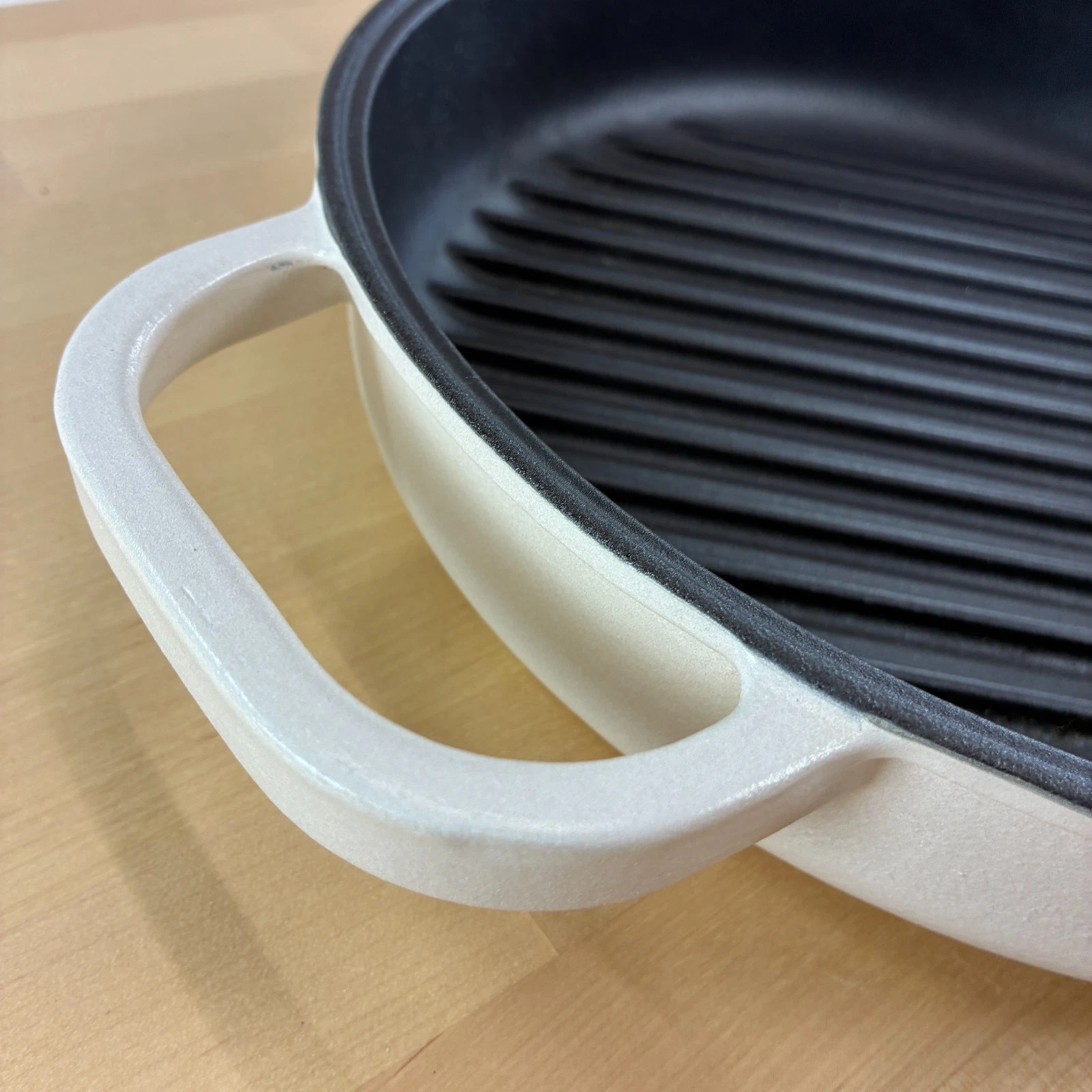 Enameled Cast Iron Grill Pan Skillet 10.2” Macy’s Exclusive The Cellar
