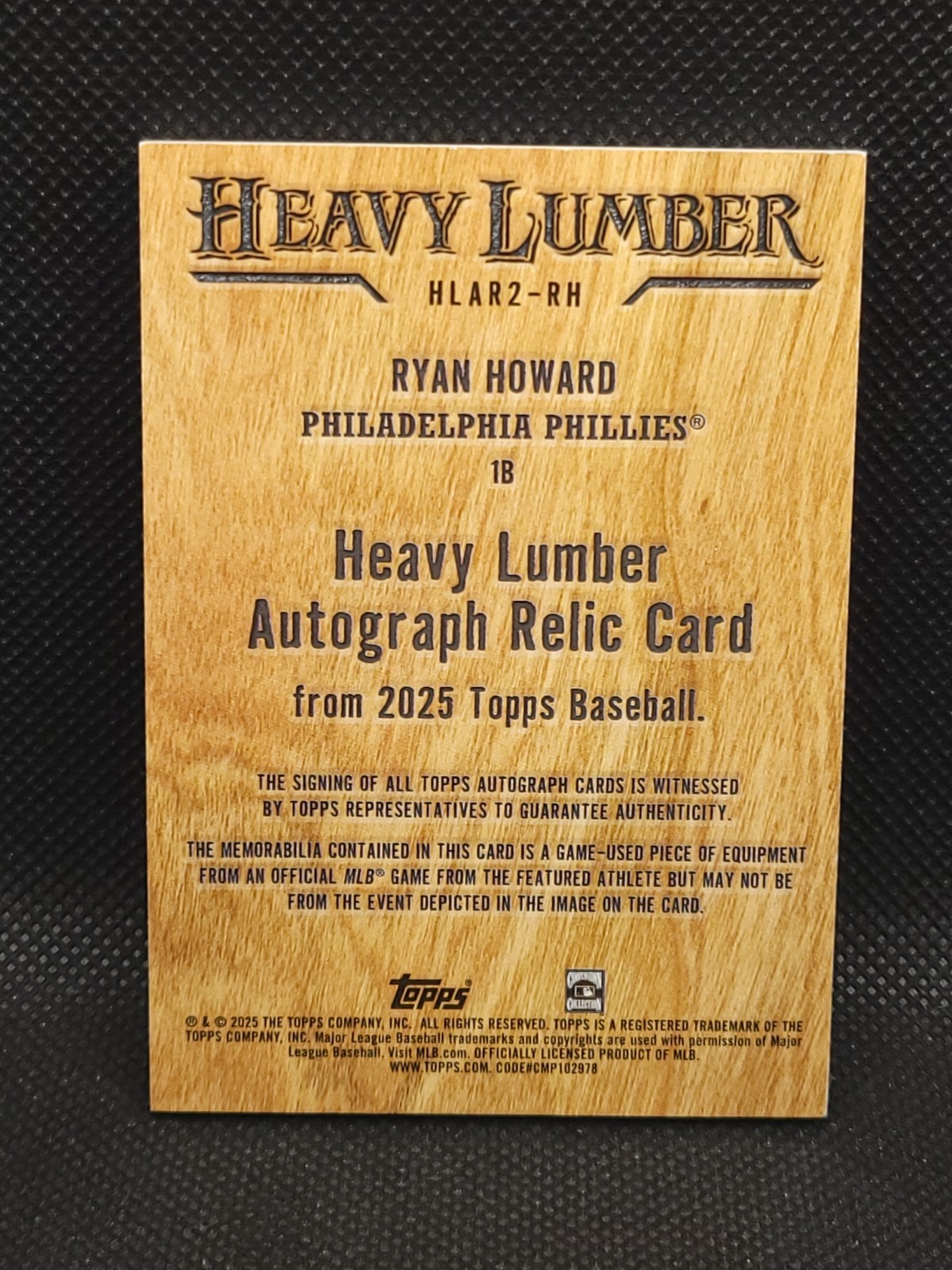 2025 Topps Heavy Lumber Game Used Bat Auto SSP Ryan Howard #HLAR2-RH Phillies view 2