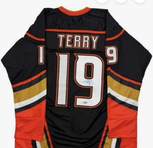 Anaheim Ducks Terry #19 Signed Original NHL Hockey Jersey Autographed