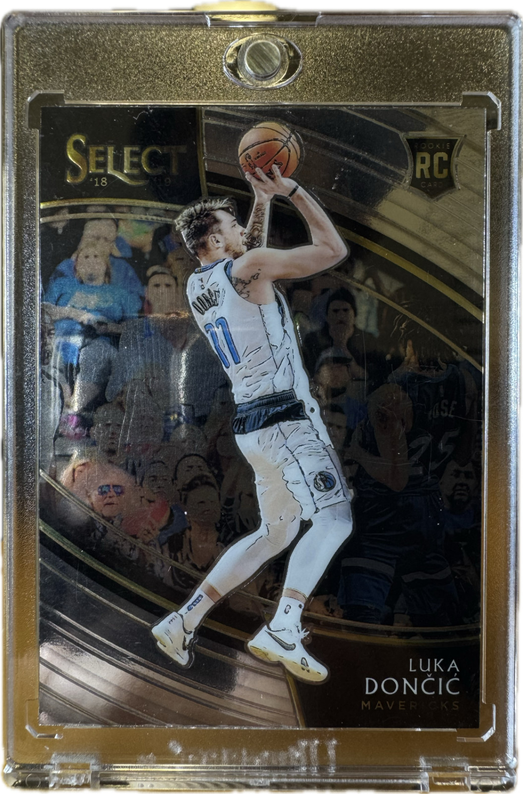 2018-19 Select Luka Doncic RC Rookie Courtside Level #229 Mavericks LA LAKERS