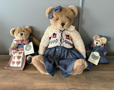 Bailey & Friends Delilah Quilt Bear Plush Lot of 3 Brown Bears w/Clothes