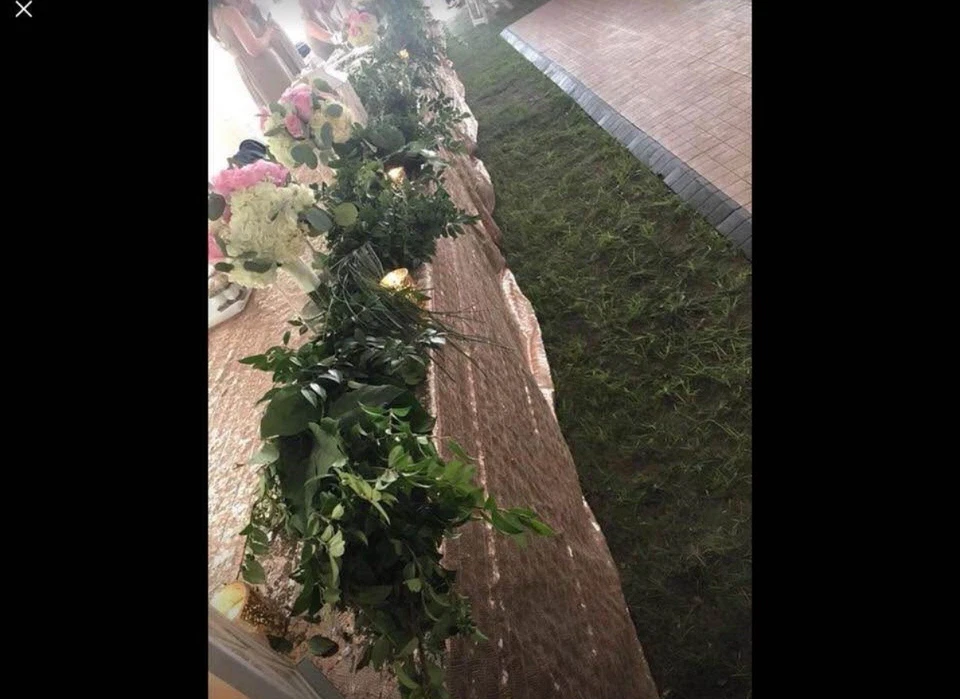 Ropa de boda de lentejuelas de oro rosa, tres dimensiones en foto. Pedir $100 o BO. Foto 4 de 4