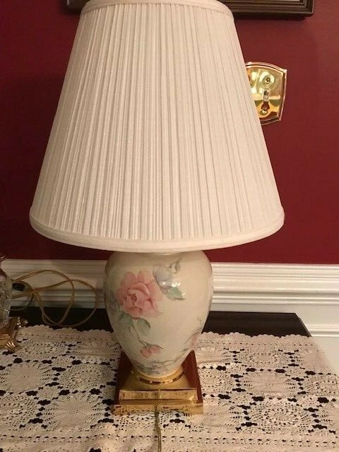 Lenox Porcelain CHATSWORTH Pattern Table LAMP