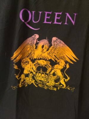 Queen Christmas Jumper Best Price Queen Official Classic Crest Logo Shirt - Kutee Boutique Queen Merchandise - Foto 6
