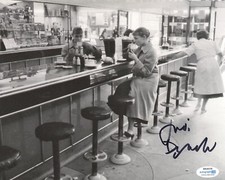 Judi Dench Autographed Signed 8x10 Photo ACOA