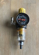 PARKER 14E1C00015 FILTER REGULATOR WITH PRESSURE GAUGE 1/4" NPT