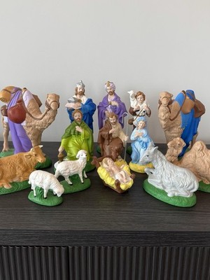Vintage 1970s Atlantic Mold Ceramic Nativity Set Hand Painted 14 Pieces