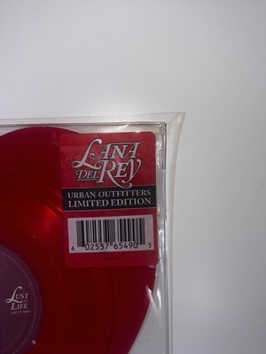 Lana Del Rey Love / Lust for Life Heart-Shaped Red 7